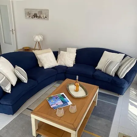 Karma - Parking & Terrace Apartment *