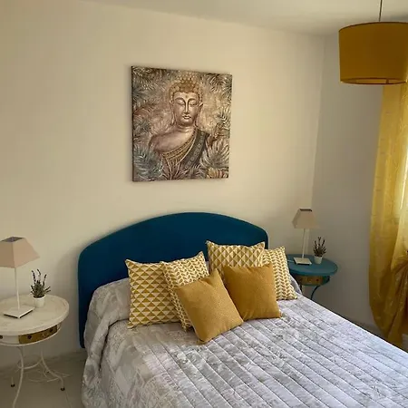 Karma - Parking & Terrace Apartment *