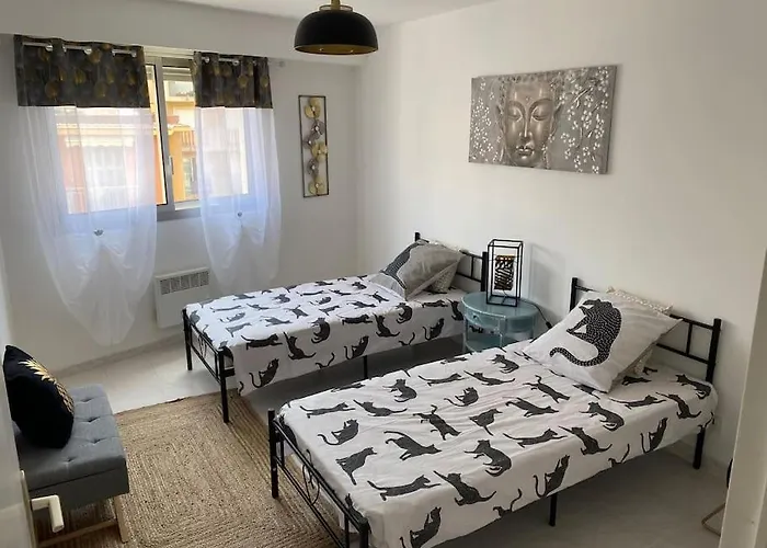 Karma - Parking & Terrace *