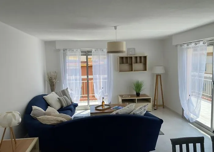 Karma - Parking & Terrace Menton